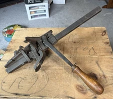 WALLER TOOL CO USA PATENT PENDING Ratcheting Carpet Stretcher