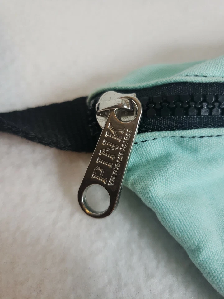 Riñonera ROSA AZUL BLANCO NEGRO #PINKSPRINGBREAK Foto 3 de 4