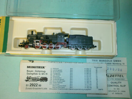 Minitrix N - 12015 - Locomotora de vapor - BR 98.3 (vitrina) - DRG