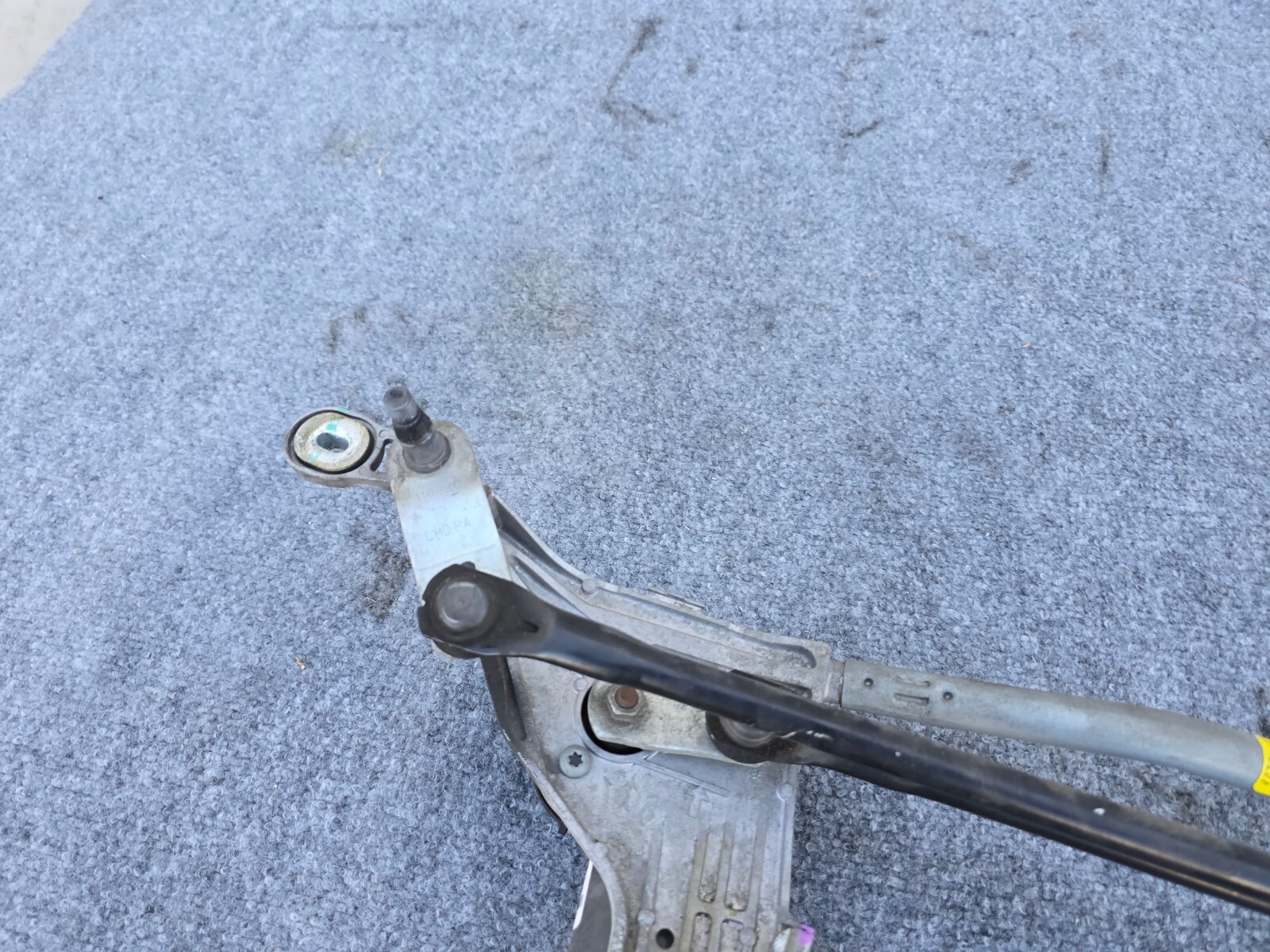WINDSHIELD WIPER MOTOR LINKAGE OEM 14-20 MASERATI GHIBLI S LEVANTE QUATTROPORTE