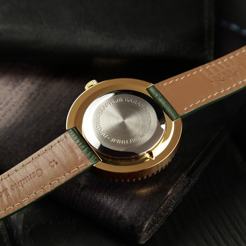 Rare Green Raketa World (City) 1980s Vintage Soviet Mechanical Wristwatch Mens - Picture 3 of 3