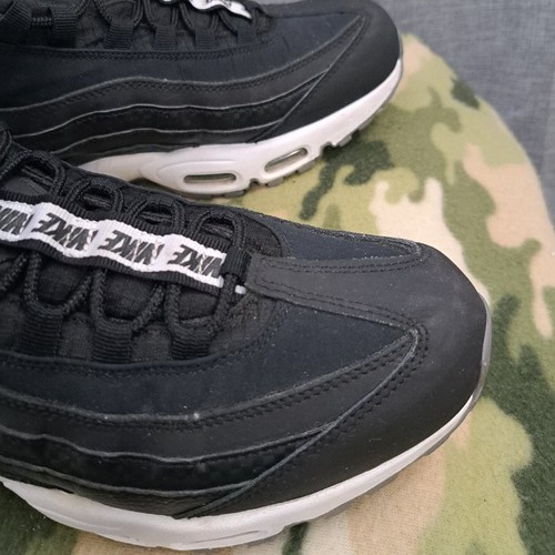 Nike Sportswear Air Max 95 SE Pull Tab Black White AQ4129-002 Mens Size 10.5 - Picture 10 of 13
