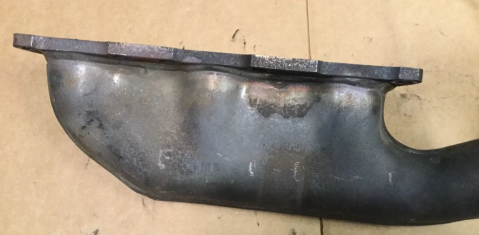 Audi A6 2004 colector de escape delantero izquierdo montaje OEM Foto 4 de 4