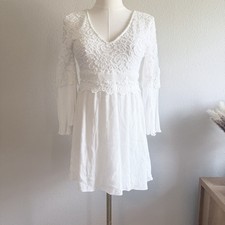 Easel Boho Flower Lace Mini Dress White Flutter Bell Sleeve V-Neck Small