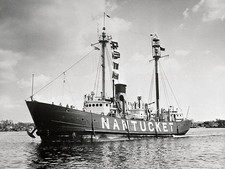 The Nantucket Light ship slowly moves toward Boston Harbor aid of - Old Photo