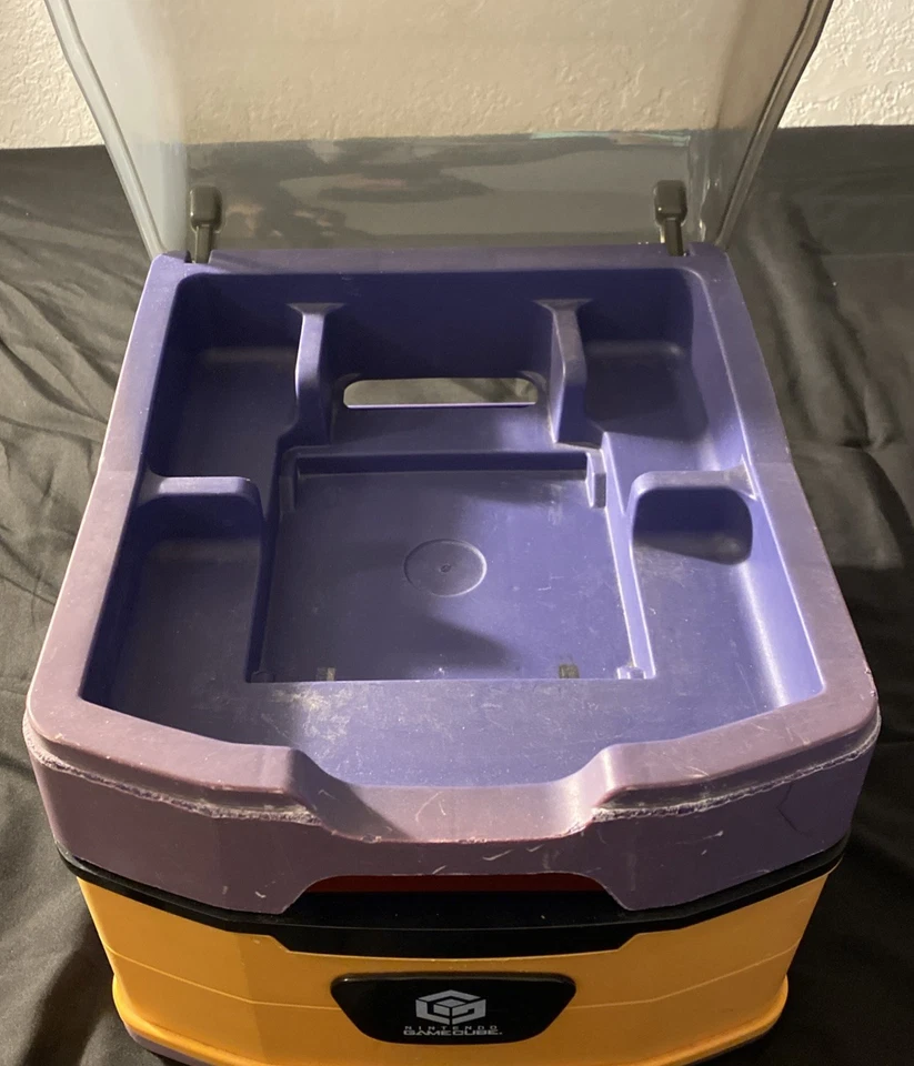 Nintendo GameCube Station Rack GCR-Z Estante de Almacenamiento Naranja - Sin Ruedas Foto 2 de 4