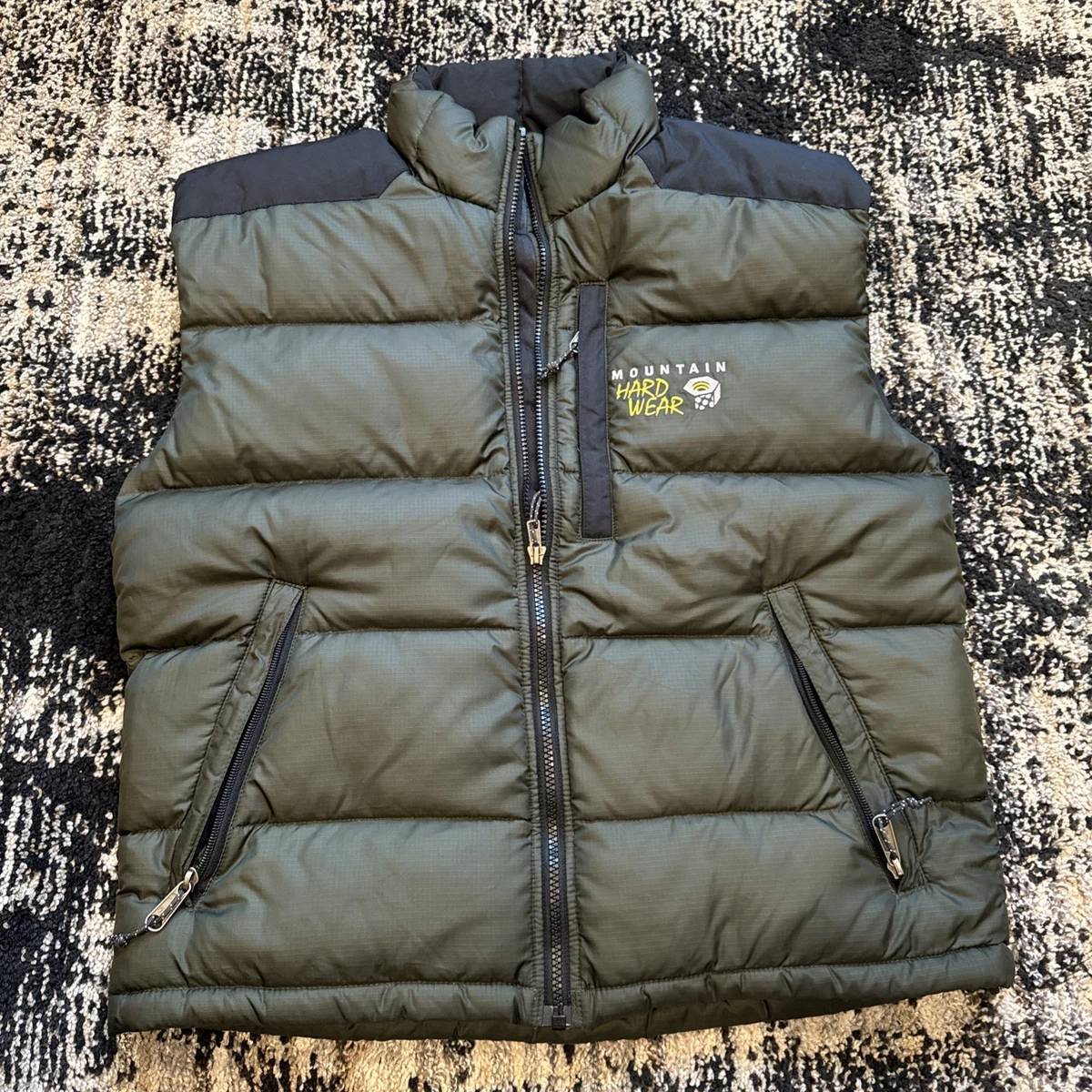 Mountain Hardwear Puffer Jacket Green Coats, Jackets & Vests for