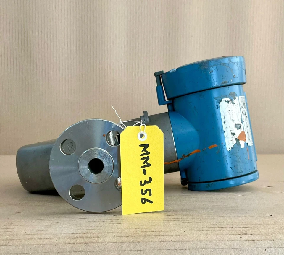 Micro Motion F025S114CCAPMZ1ZZ F025 Mass Flow Sensor W/ Transmitter #Not Tested - Image 2 of 4