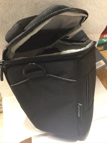 Promaster Impulse DSLR Camera Holster Bag (Black) Medium #7279 - Picture 5 of 6