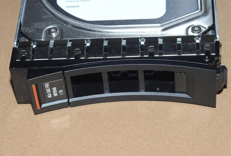 IBM 90Y8568 90Y8571 90Y8567 1TB 7.2K 6GBps SAS x Series HDD Hard Drive - Image 3 of 3