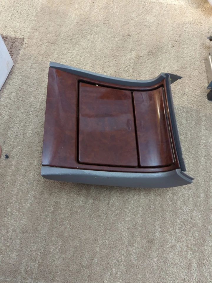 Cadillac Escalade 2003-2006 bisel inferior consola central portavasos panel ** Foto 4 de 4