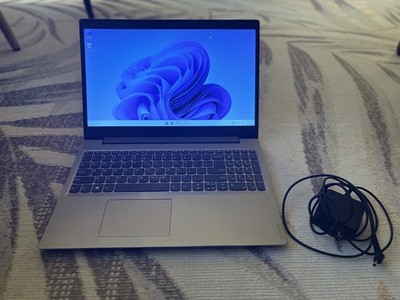 Lenovo IdeaPad 81LG 15.6'' Laptop