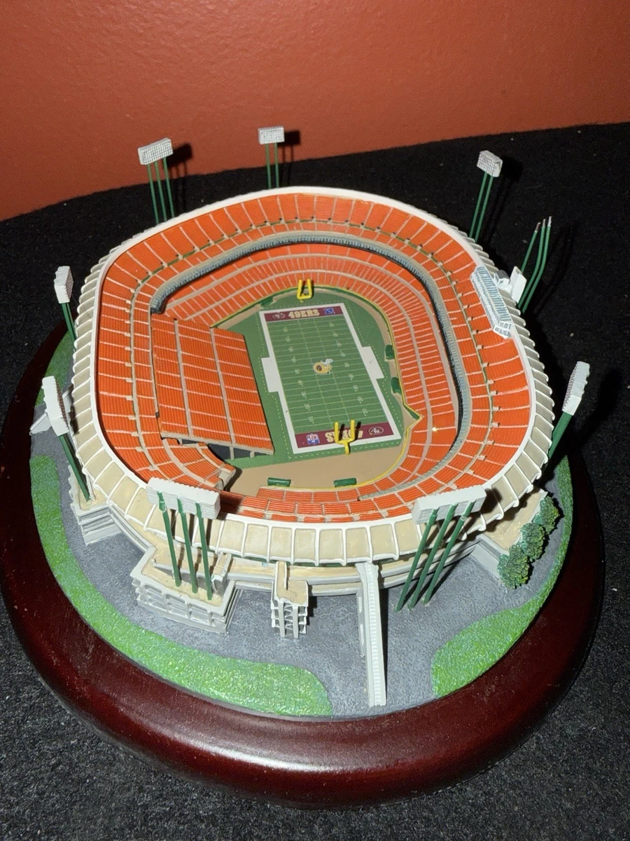 Danbury Mint San Francisco 49ers NFL Fan Apparel & Souvenirs for