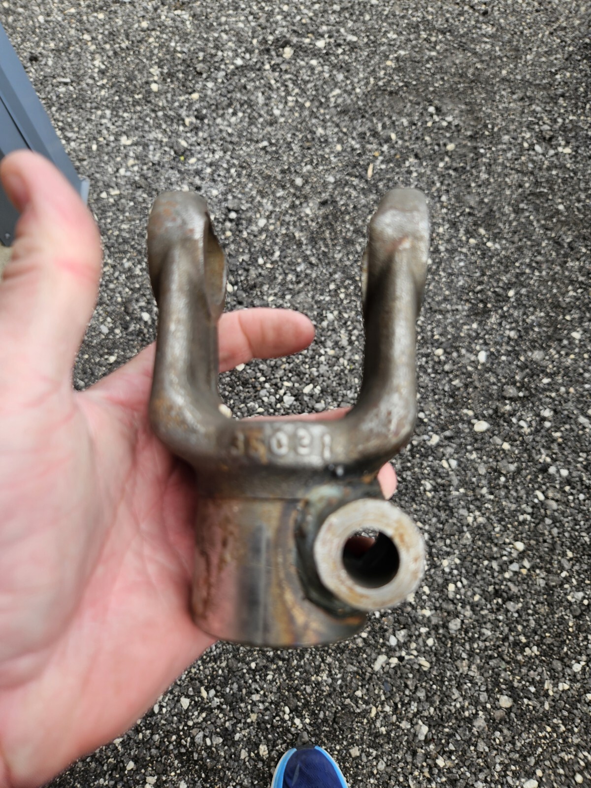 WEASLER 35031 AGCO 700712732 YOKE CLAMP NOS MASSEY FERGUSON WHITE 