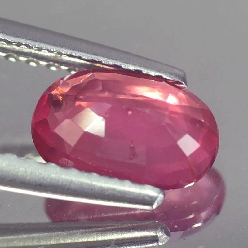 1.02CT CERTIFIED AA UNHEATED UNTREATED OVAL RED RUBY NATURAL - Image 3 of 4