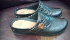 Yuu Gilmore Black Leather Clogs Slip On Shoes Women's Size 7.5 Leather