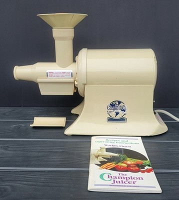 Champion G5-NG-853S Almond Color Juicer with Attachments *Good Clean Condition*