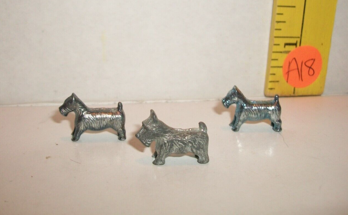 VINTAGE MONOPOLY GAME PIECE PEWTER MINIATURE DOG TOKEN LOT PART