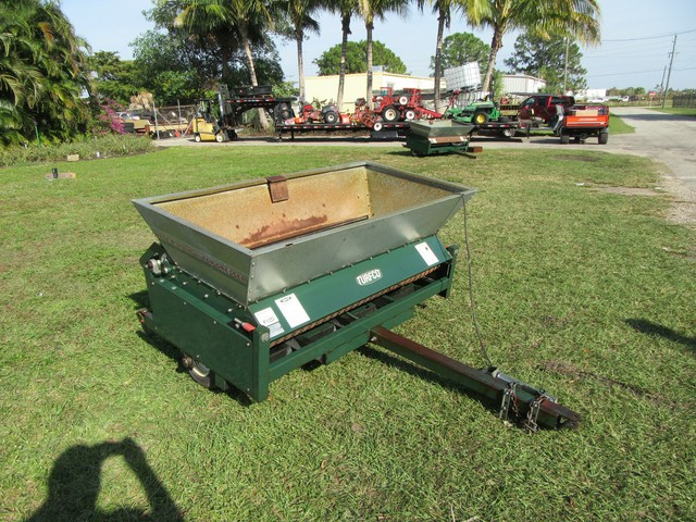 Turfco F15b Metermatic Self Propelled Walk Top Dresser Model 85417