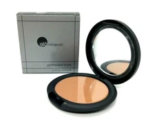 Glo Minerals 0.35 oz gloPressed base powder foundation Select Color R33