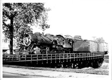 Undated Baltimore & Ohio Steam Train #2835 Engine Locomotive 5x7 Photo X2200S N