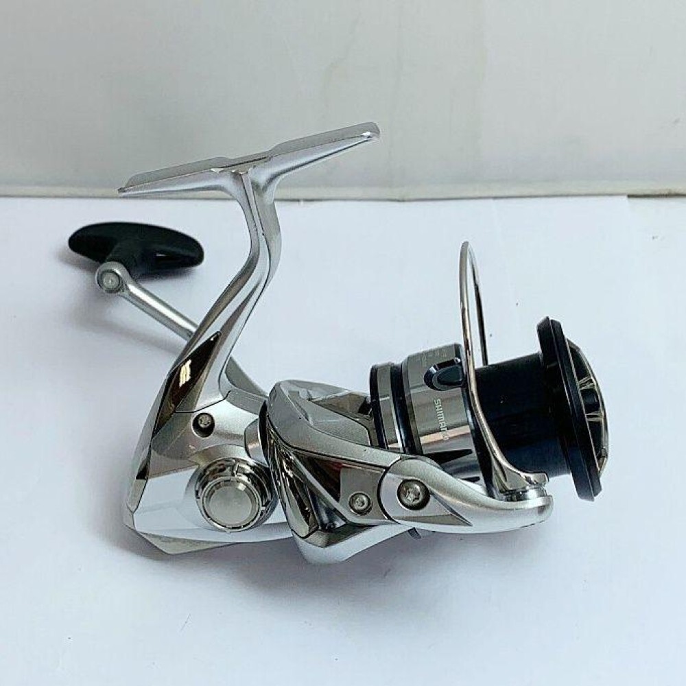 SHIMANO 19 Stradic C3000XG Spinning Reel Great Condition Working