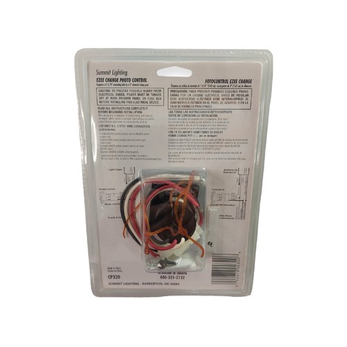Summit Lighting Ezee Change Photo Control Model #CP320 Dusk 2 Dawn New Old Stock - Picture 2 of 3