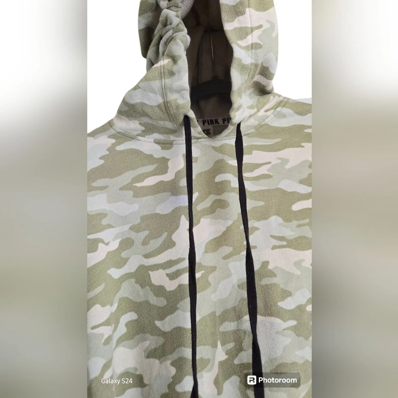 UNDERCOVER Felpa con cappuccio Victoria's Secret ROSA cropped verde mimetico abbronzatura donna XS