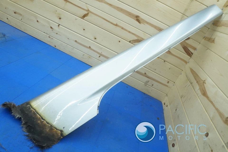 左侧摇杆面板成型台 6G43-10609-AB 阿斯顿·马丁 DB9 2006 *注* — 第 4/4 张图片