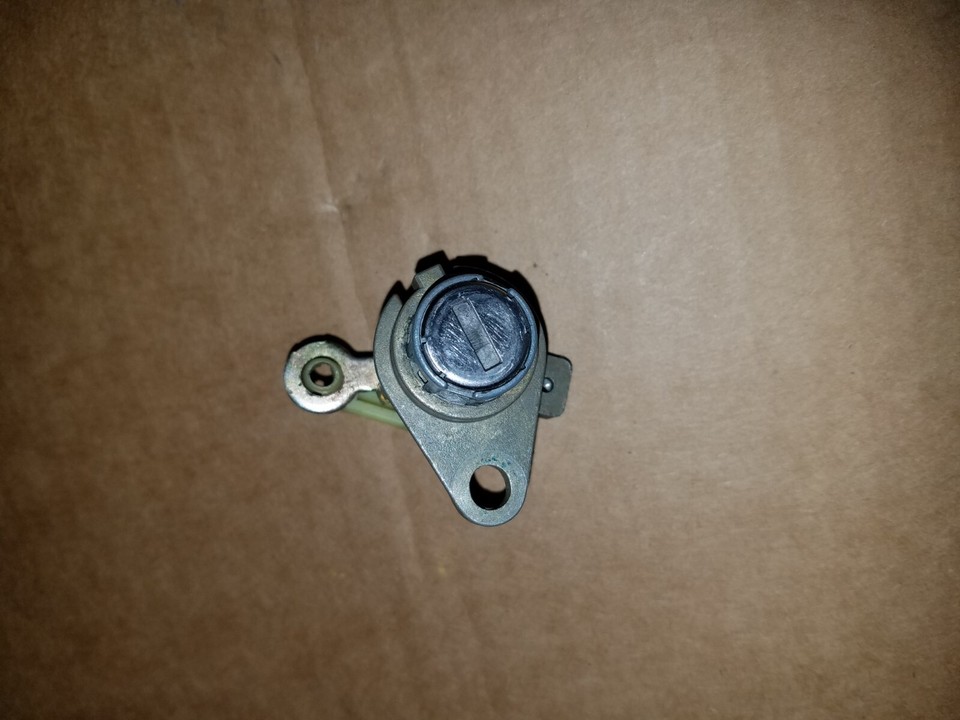 2004 ISUZU RODEO IGNITION SWITCH DRIVER PASSENGER TAILGATE DOOR LOCK