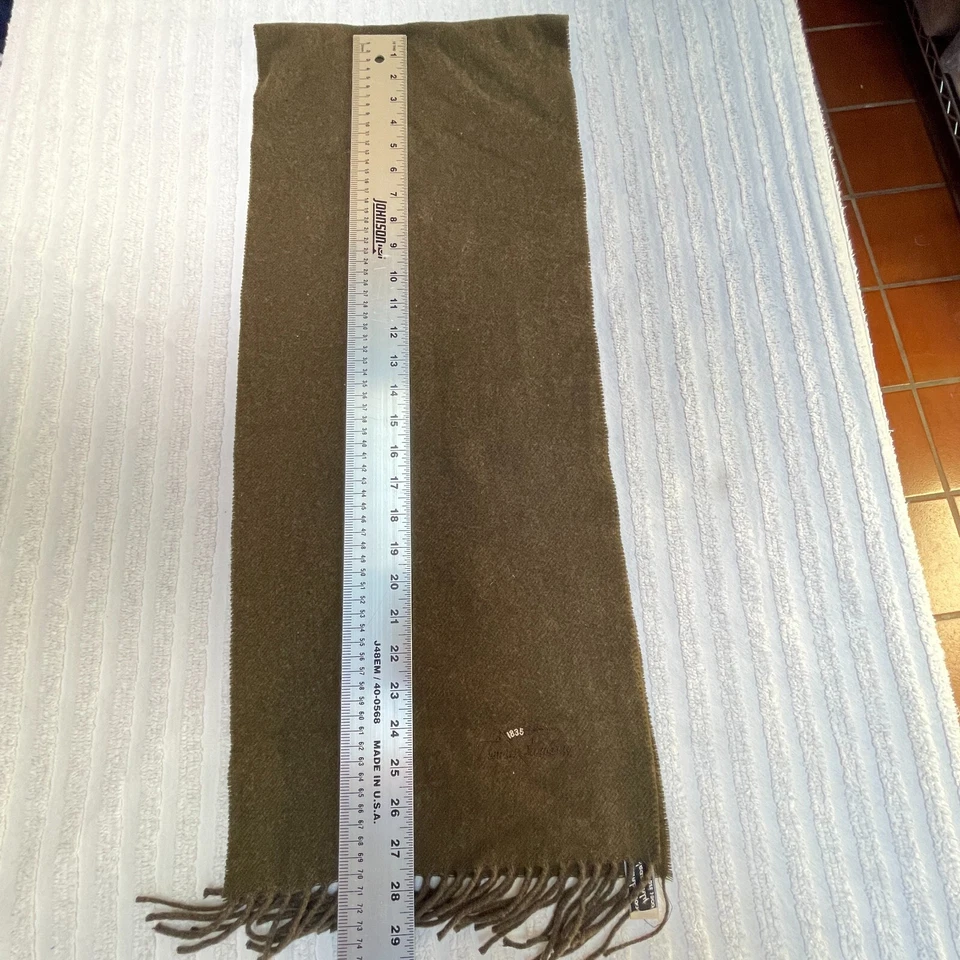 Raro Thomas Burberry 1835 100 % lana de cordero verde liso bufanda/chal borde con flecos Foto 3 de 4