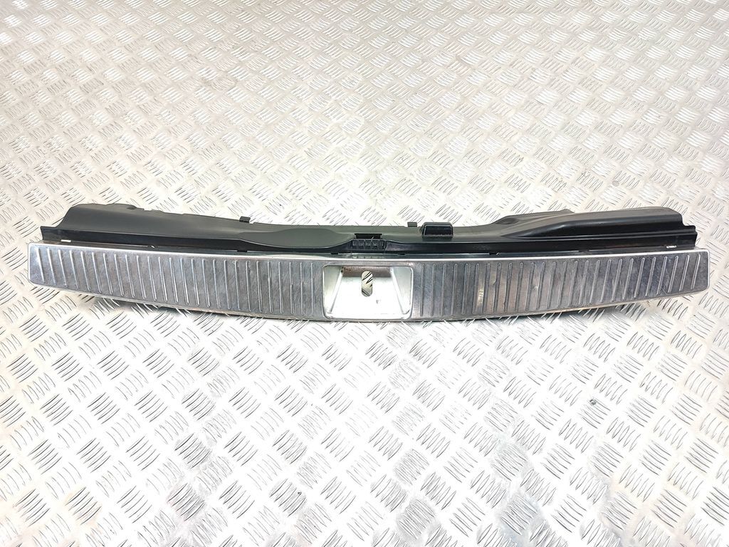 MERCEDES C W204 Abdeckung Kofferraum A2046906541 online kaufen | eBay 