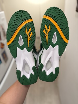 REEBOK HURRIKAZE II Kamikaze White Green Yellow Sz 11.5 Kemp