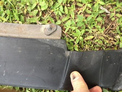 Jaguar XJS 1976-1982 Rubber Center Bumper Finisher Marked BD4711` - Picture 8 of 10