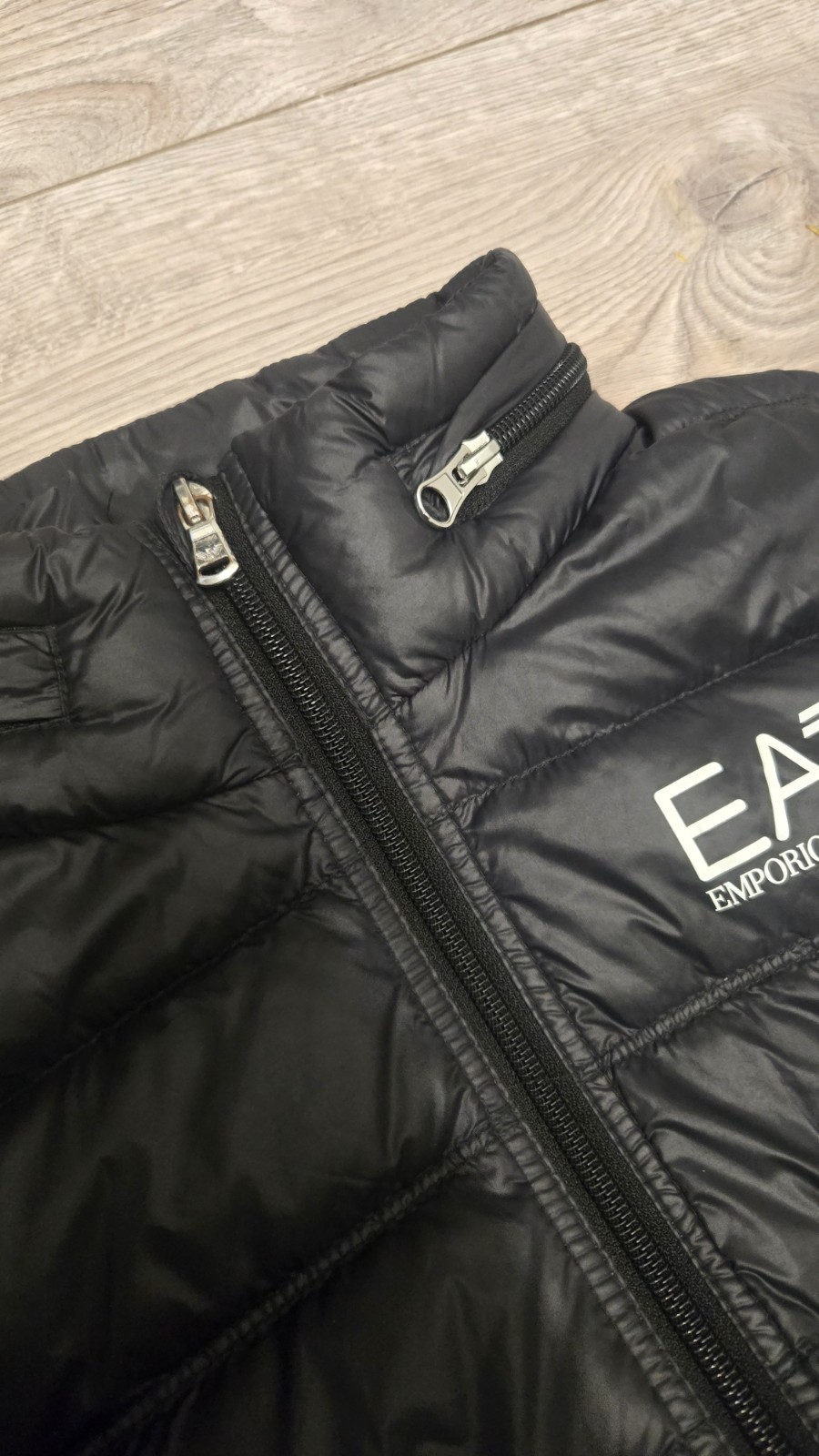 EA7 Emporio Armani Boys Black Puffer Gilet / Bodywarmer Size 14A Youth/ S Mens image 4