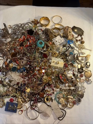 10 LBS VTG To Now Costume Jewelry Some Are Wearable And Some May Need Repair #19