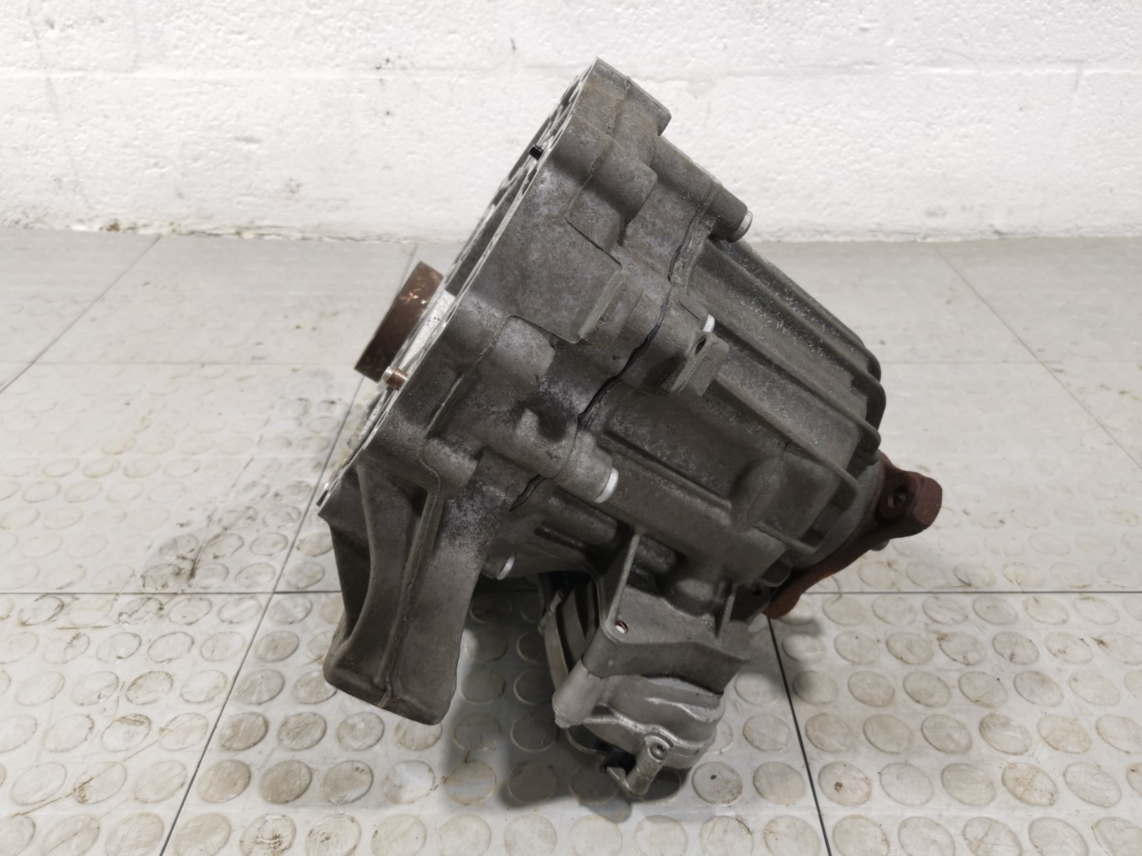 Maserati Levante 2017 Transfer case P/N 670038072