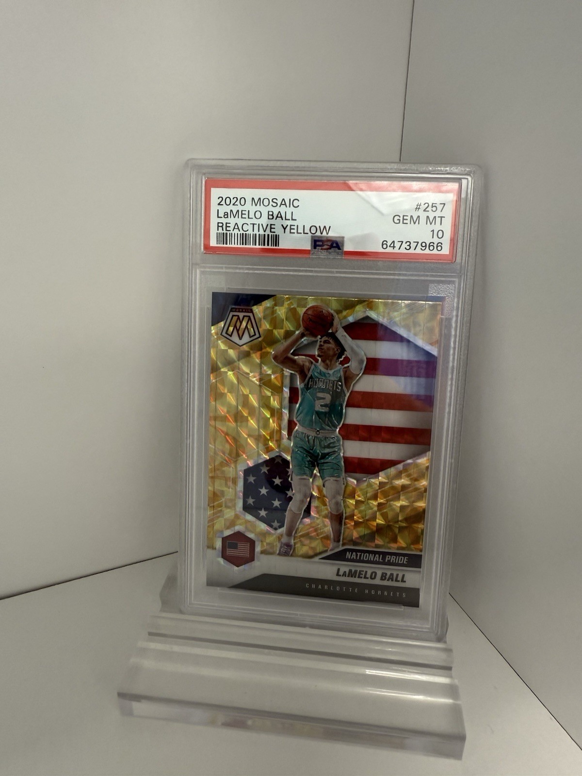 2020-21 Panini Mosaic LaMelo Ball #257 RC PSA 10 Reactive Yellow