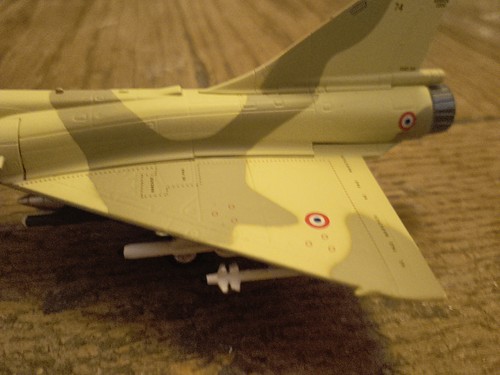Mirage 2000, NMIB, Maßstab 1:100, mit Aufsteller - Bild 4 von 8