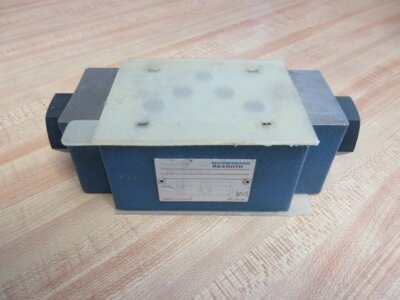 Mannesmann Rexroth Z2S 10-1-32/V Hydraulic Valve Z2S10132V