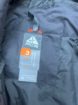 Nike ACG Outer Layer 3 Ski Snowboard Jacket Size XL Youth 16-18
