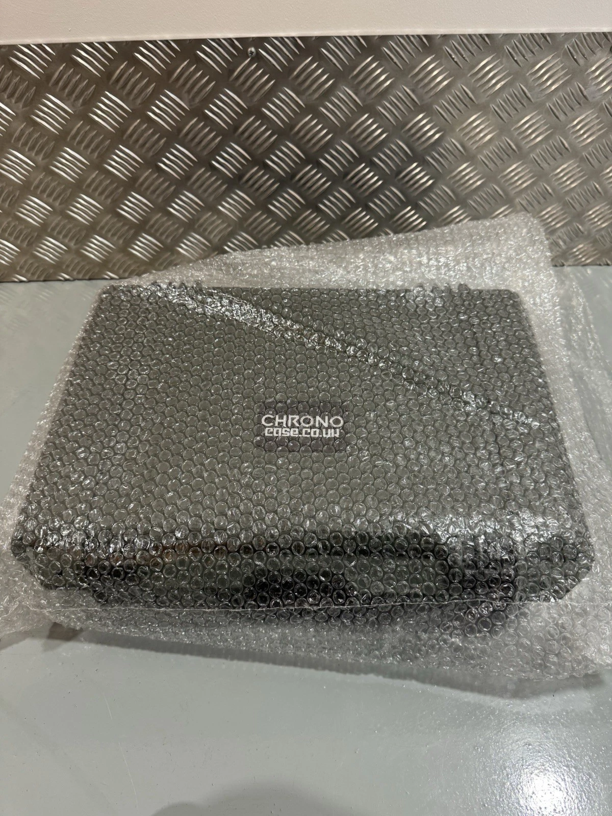 Chrono Case 18 Slot Watch Case Green Hard Case With Foam Inside Brand New 9