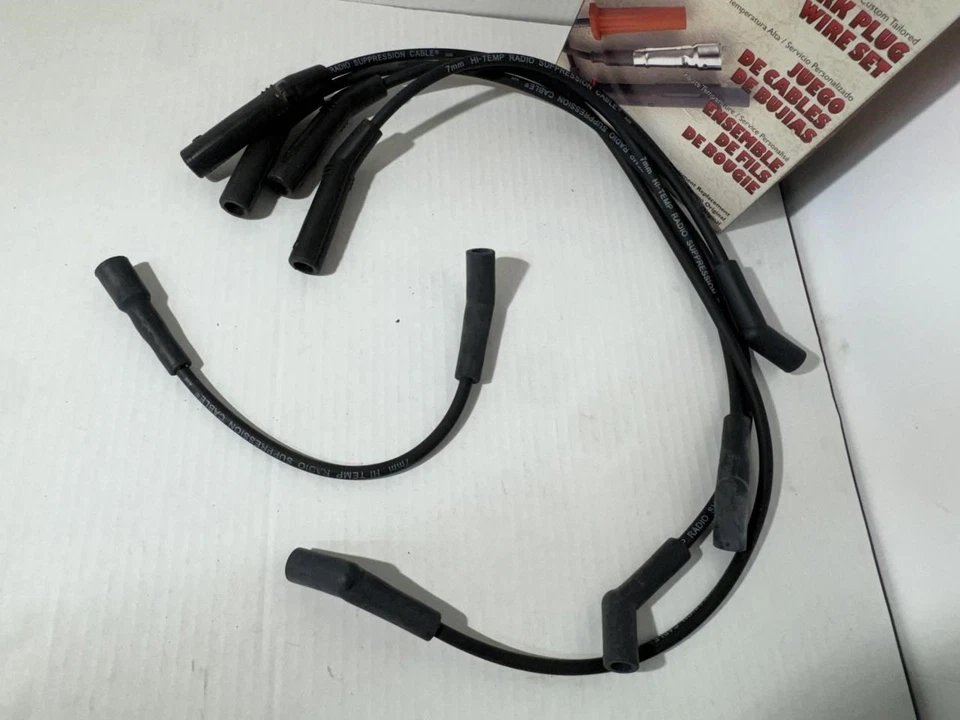 Juego de cables de bujías Federal 4541 90-93 Geo Storm / 87-89 Isuzu I-Mark 1,6 L Foto 2 de 3