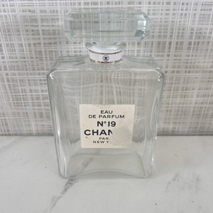 Vintage CHANEL No 19 PARFUM Glass Bottle 5.25” x 3" w/ Stopper Rare! 6.7 Ounces