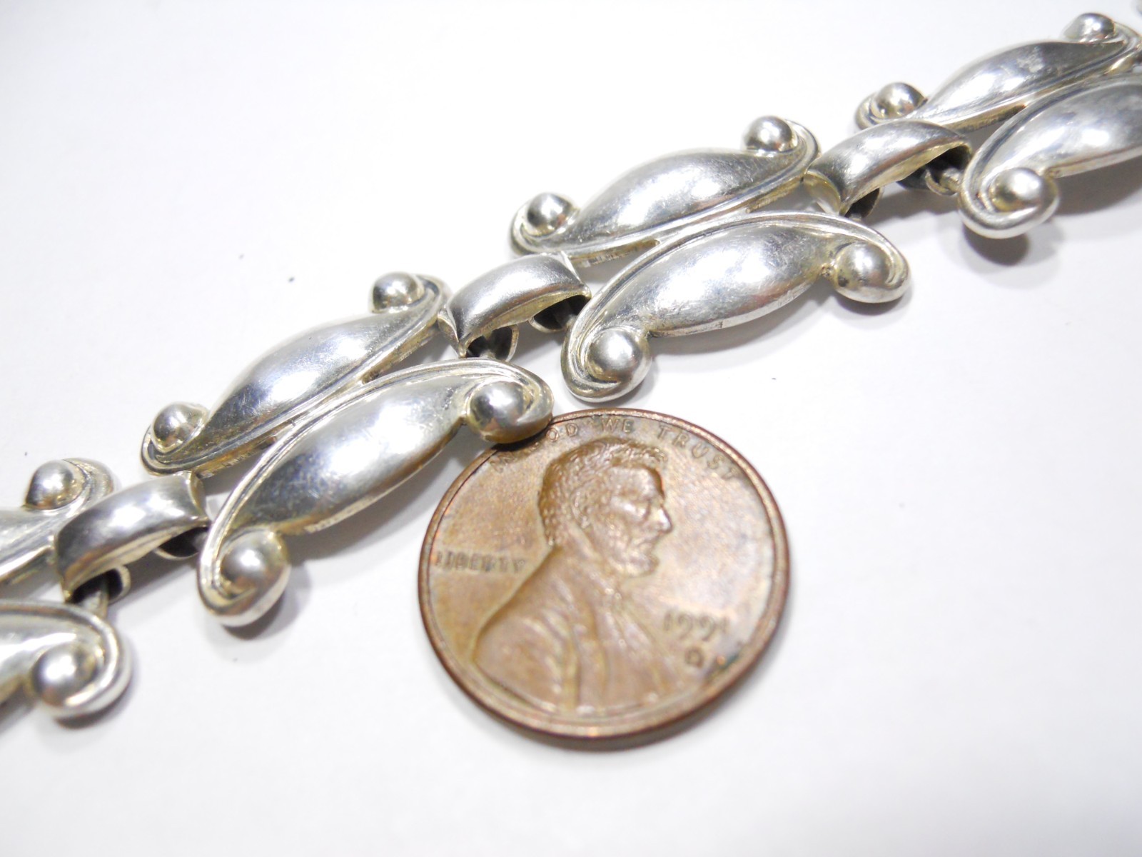 7.5" INCH DANECRAFT SCROLL LINK STATEMENT PATTERN… - image 2