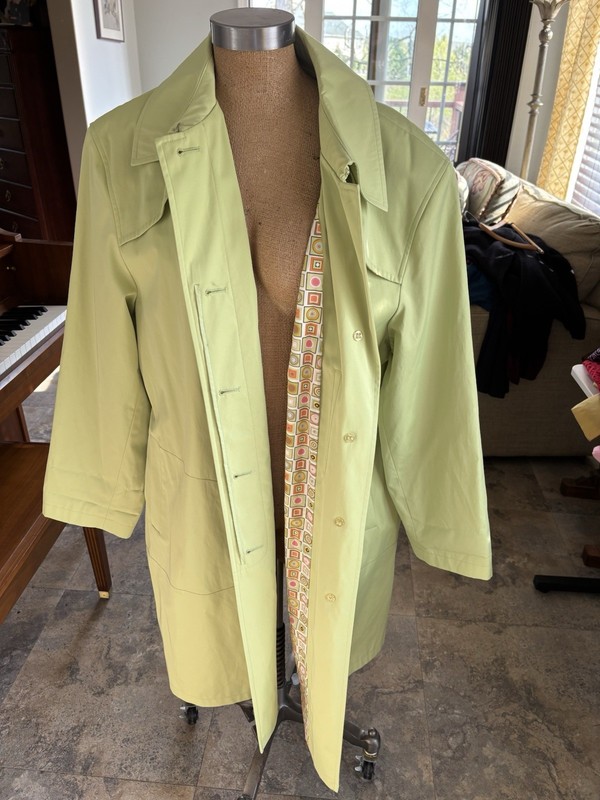 Talbots Vintage Rain Coat/ Trench Coat Plus Size 22w.