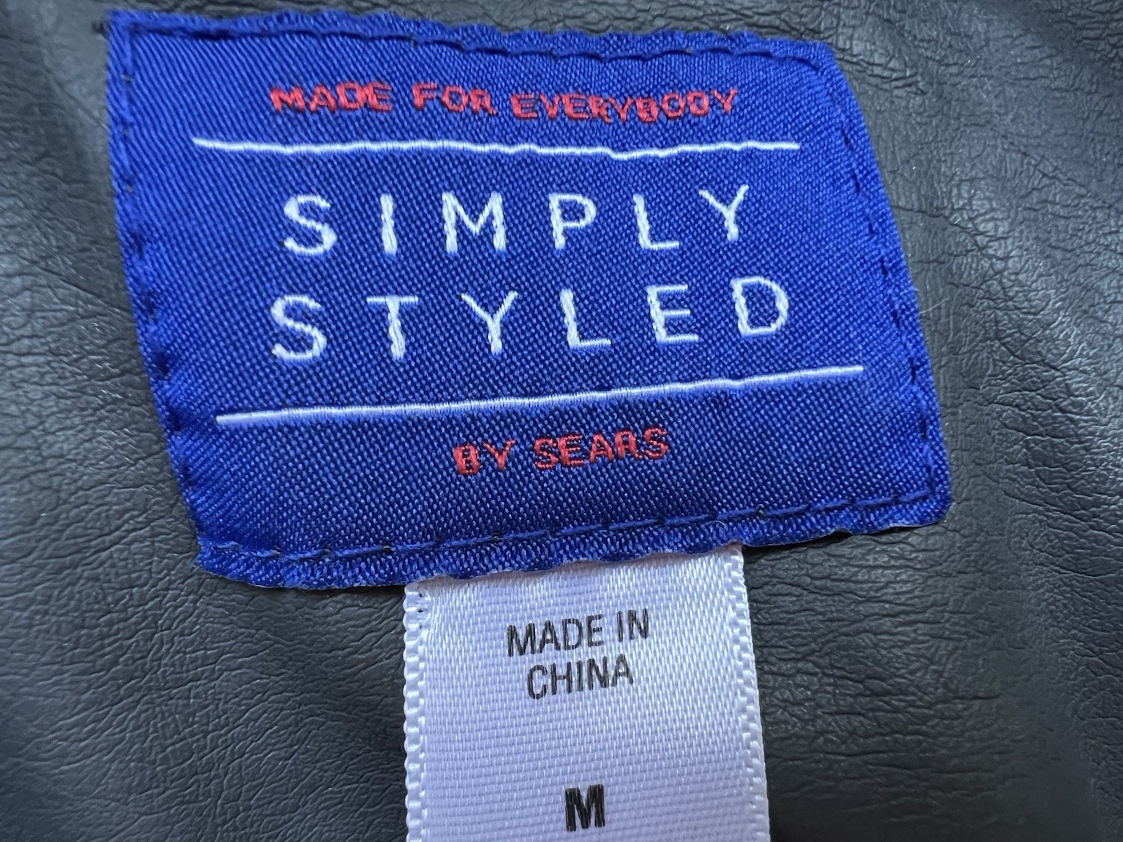 simply styled Gray jacket Medium Diagonal Zip Poc… - image 5