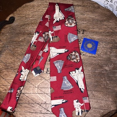 Vintage Smithsonian Institution Red Space NASA Astronaut Tie New With Tag Silk
