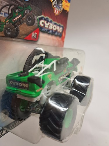 Hot Wheels Monster Jam Monster Truck CYBORG #6 Green & Black Diecast 1/64 Rare - Picture 8 of 11