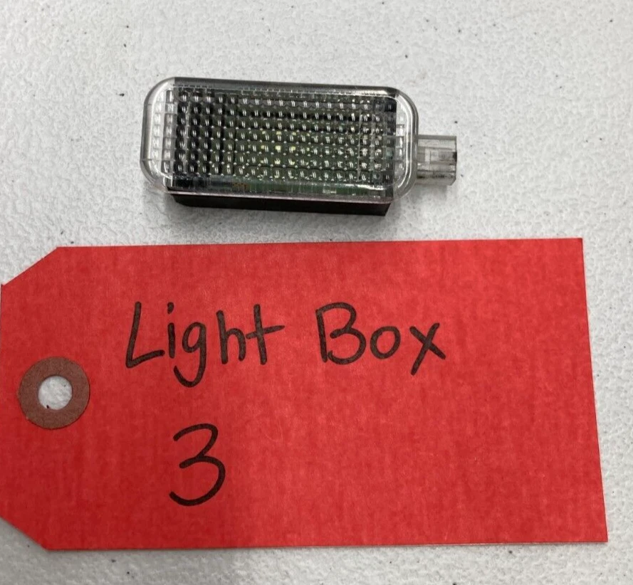 09-17 Audi Q5 painel de porta interior caixa de luvas Footwell porta porta porta-malas OEM 4E0947415 - Imagem 2 de 4